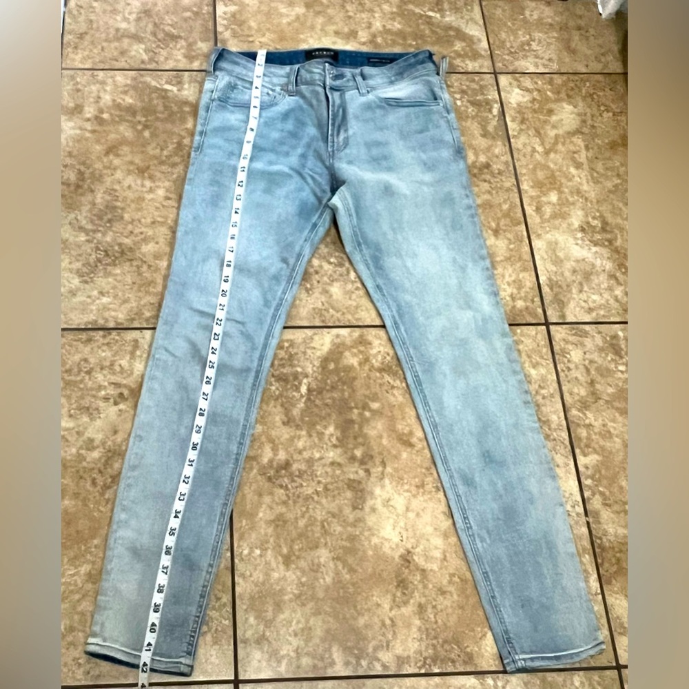 Men’s Jeans